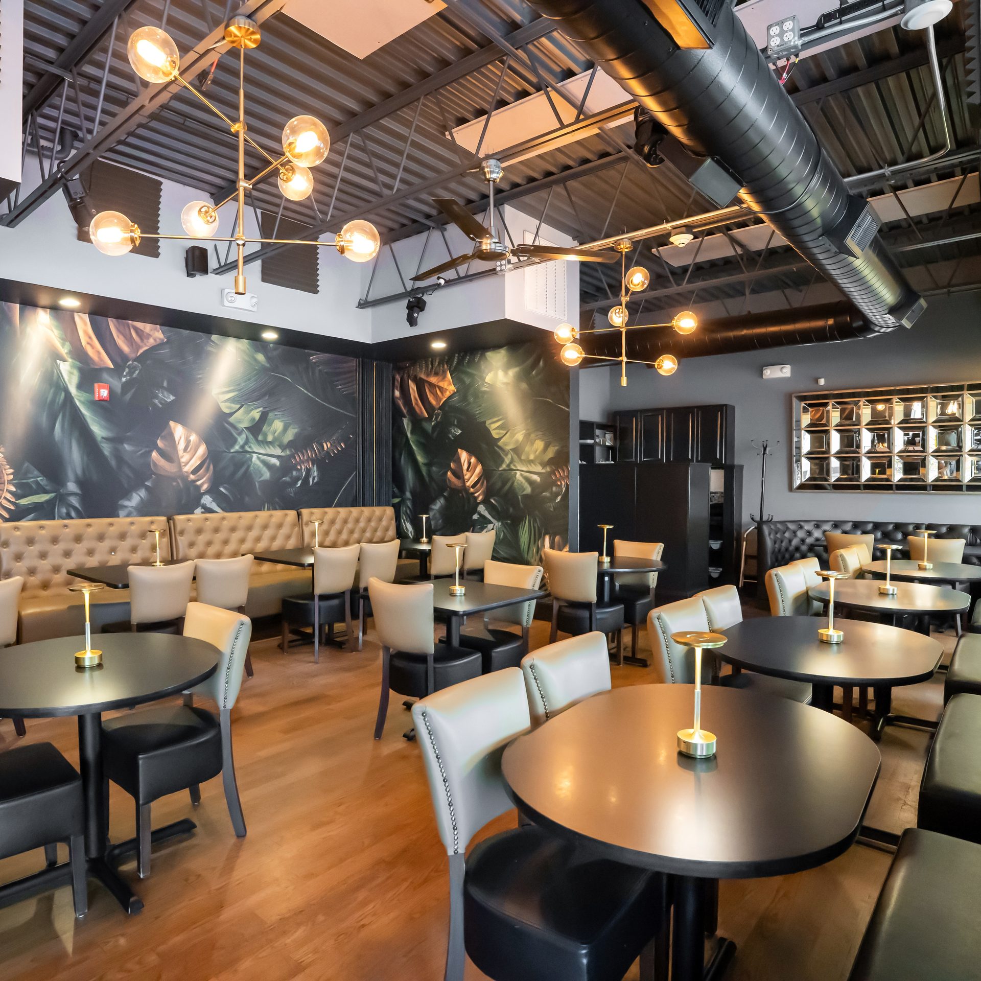 Visit Volare Restaurant & Bar